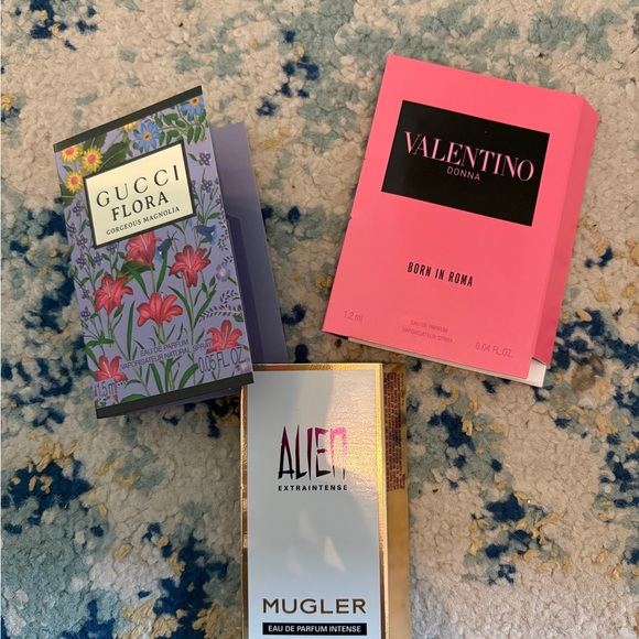 Fragrance Sampler Collection - Picture 2 of 2